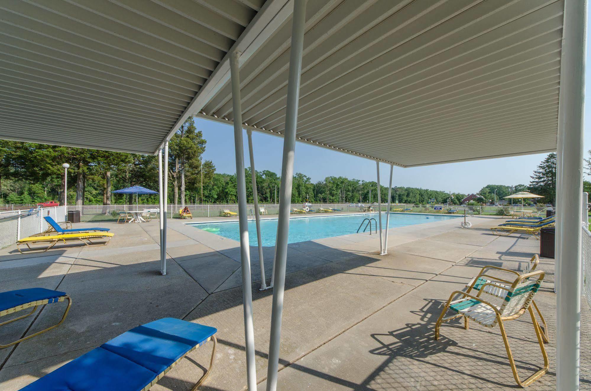 Hyland Motor Inn Кейп-Мэй-Корт-Хаус Экстерьер фото
