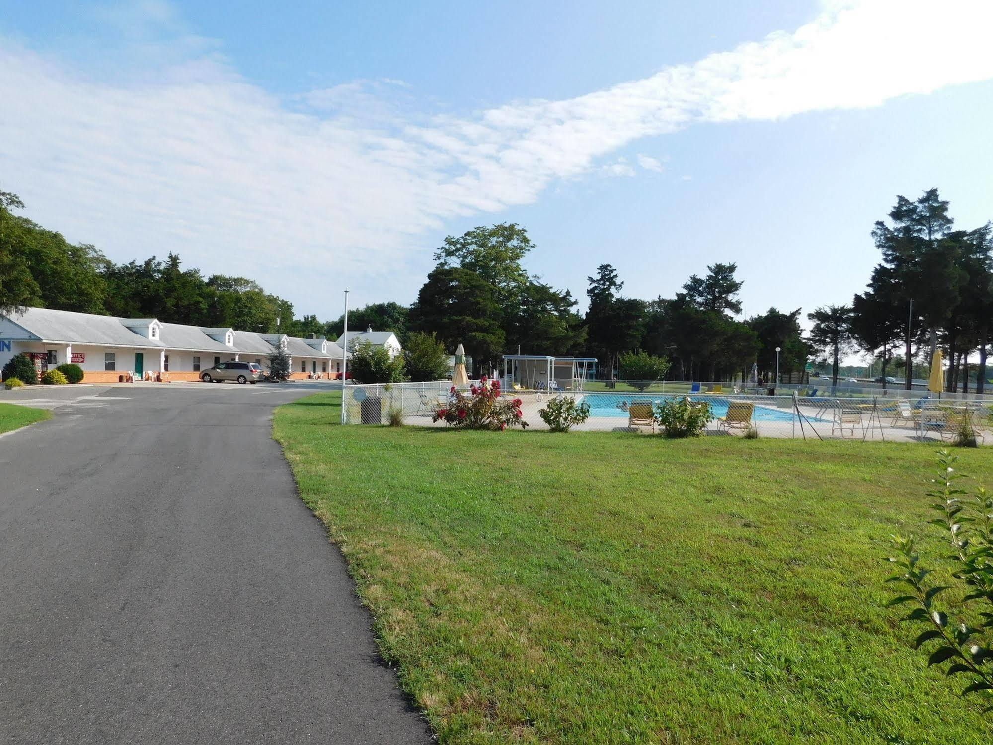 Hyland Motor Inn Кейп-Мэй-Корт-Хаус Экстерьер фото