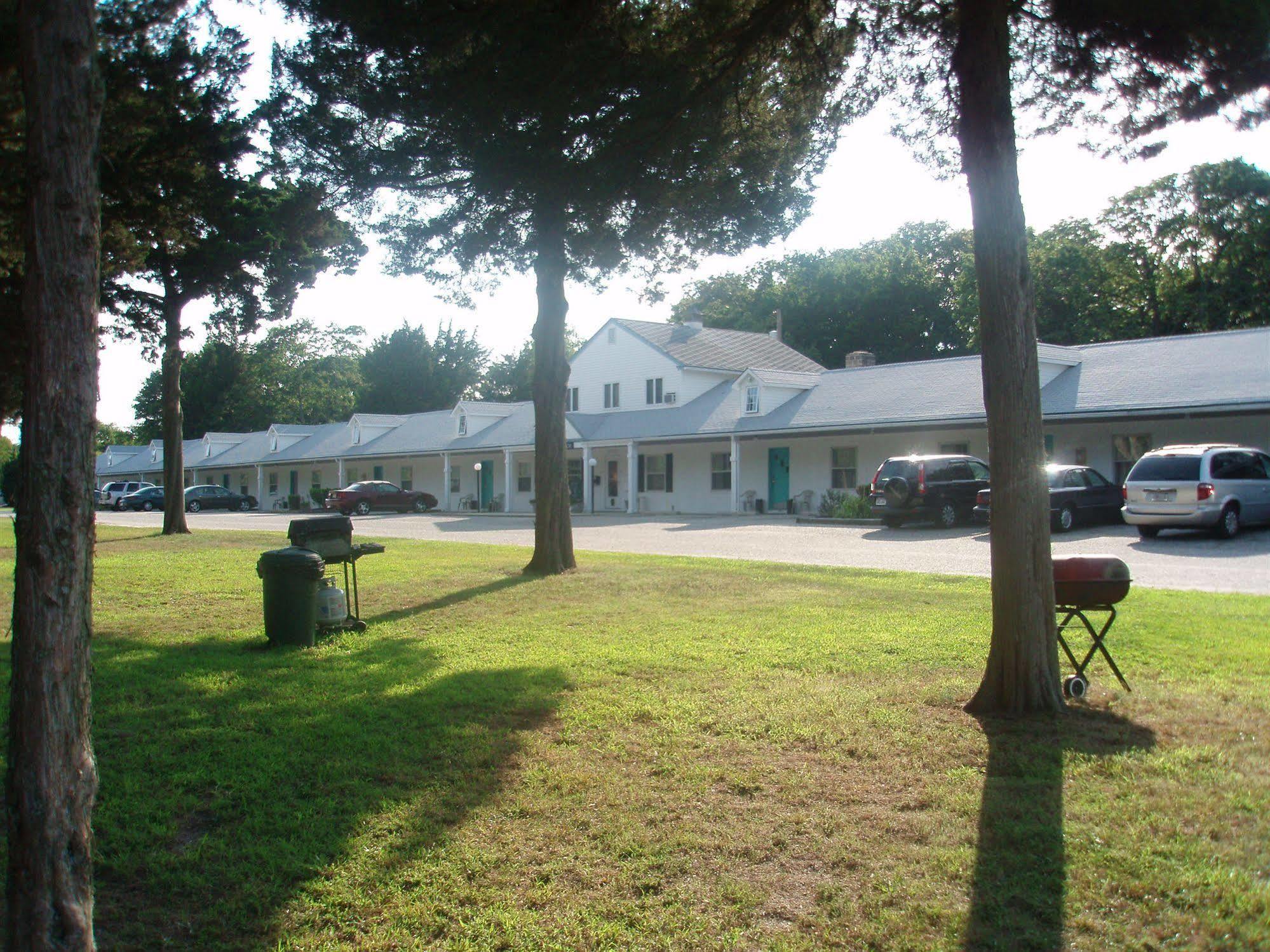 Hyland Motor Inn Кейп-Мэй-Корт-Хаус Экстерьер фото
